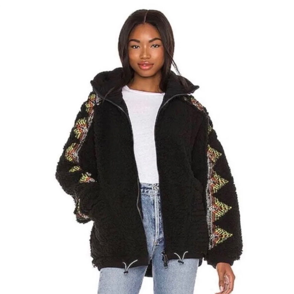 NWT FREE PEOPLE MOVEMENT Lodge Livin Sherpa Oversized Jacket Black Combo Small